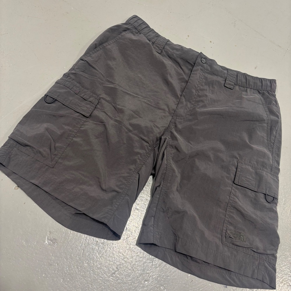 The North Face Mens Gray Cargo Hiking Shorts Stow Pocket Size Large L Quick Dry